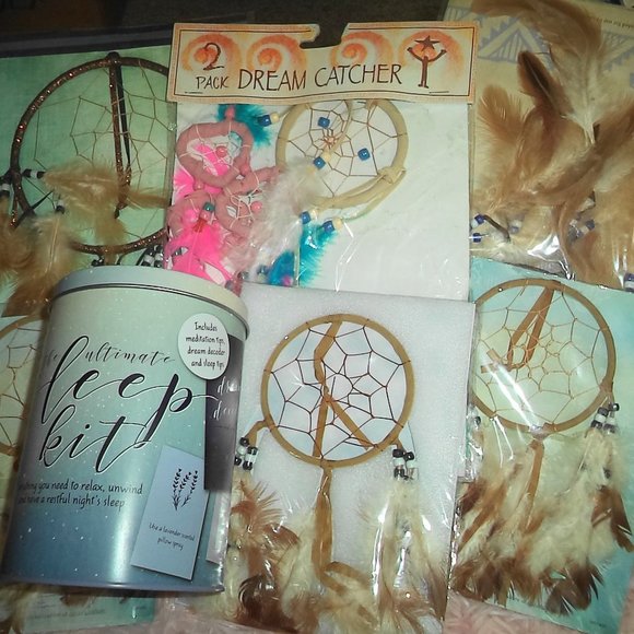 NEW! LOT OF 7 DREAM CATCHERS & THE ULTIMATE SLEEP KIT-MEDITATION SLEEP CARDS KIT - Picture 1 of 7